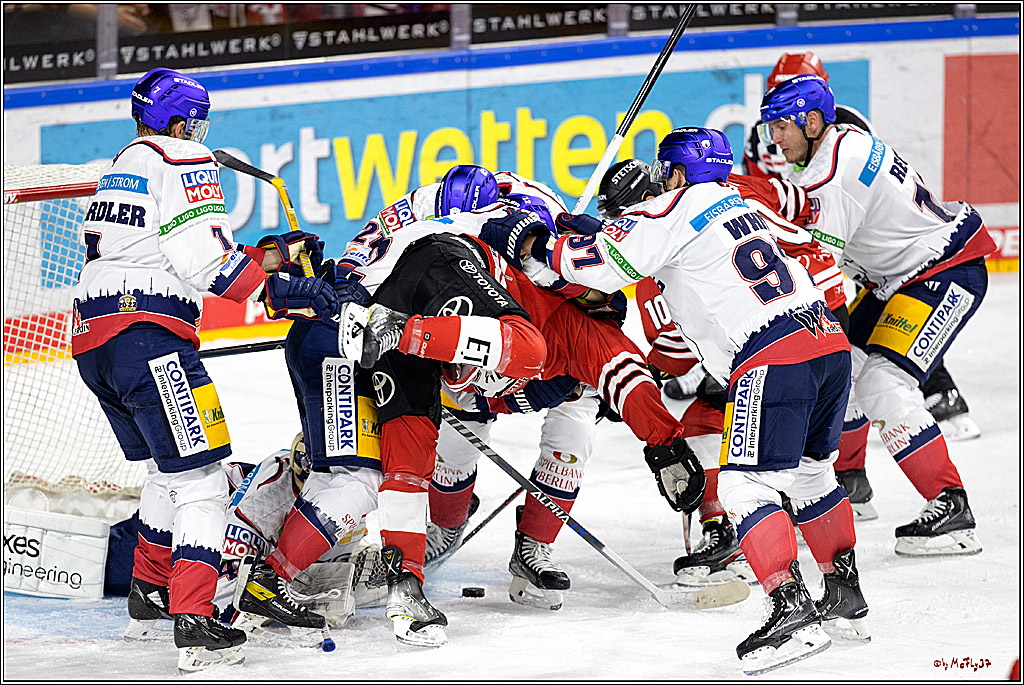 PENNY DEL;  Kölner Haie - Eisbären Berlin; Köln, 01.11.2022